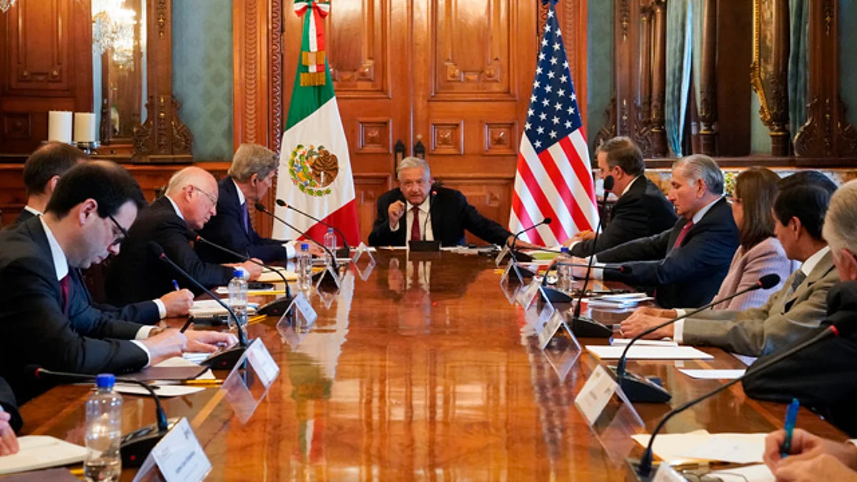 Reunión de AMLO y John Kerry termina con compromisos para el medio ambiente
