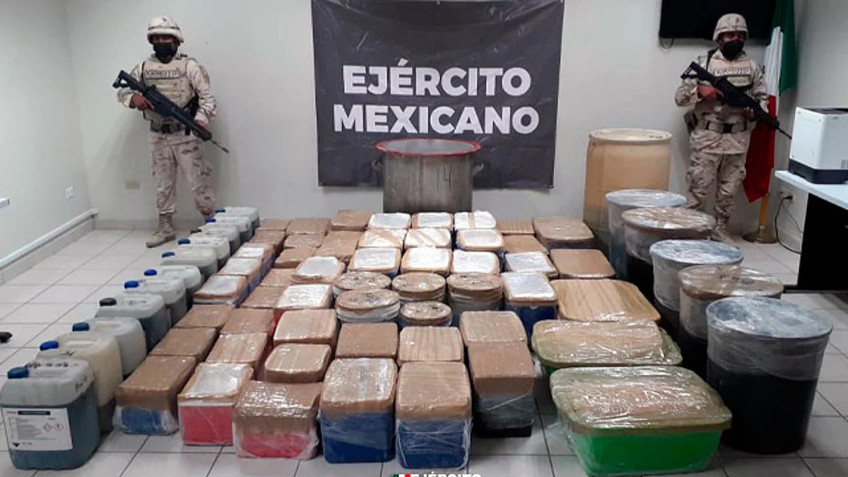 Aseguran tonelada y media de metanfetamina en Sonora; detuvieron a 7