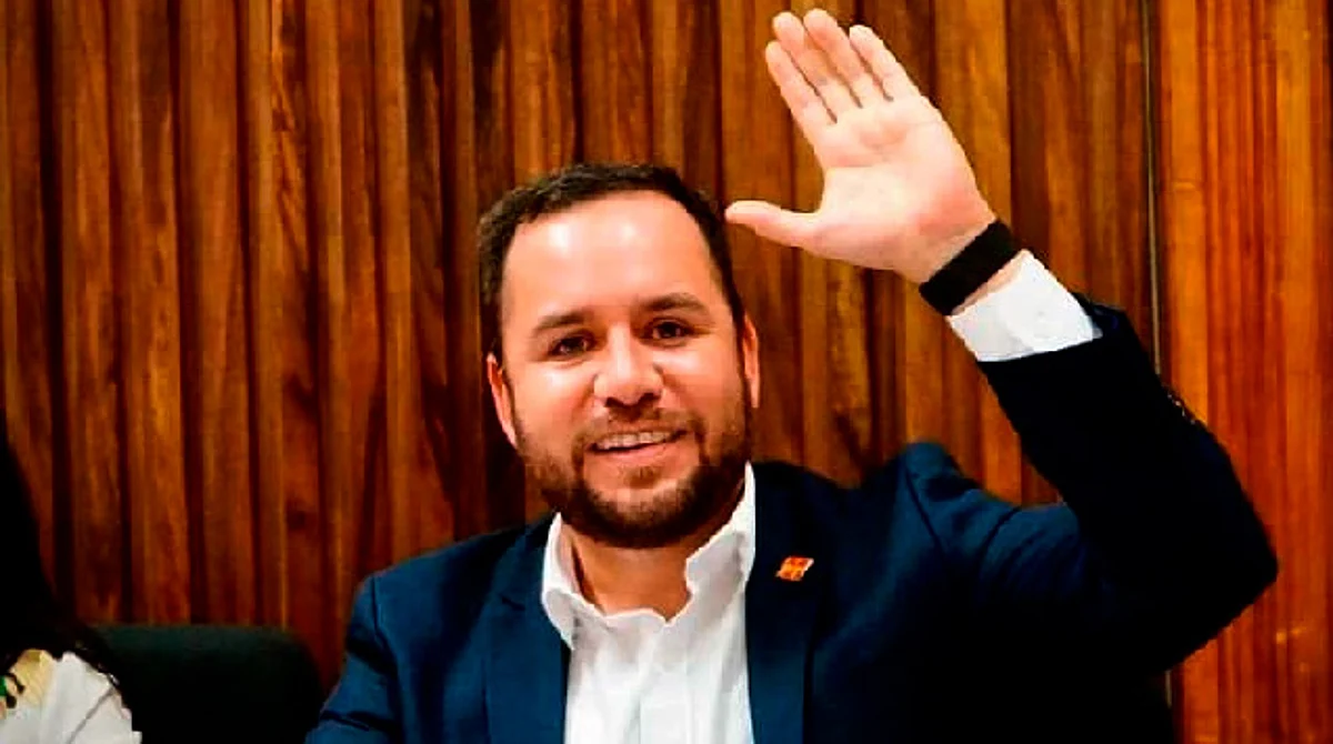 Promueve Reyes Galindo iniciativa para eficientar y garantizar acceso a información pública en Michoacán