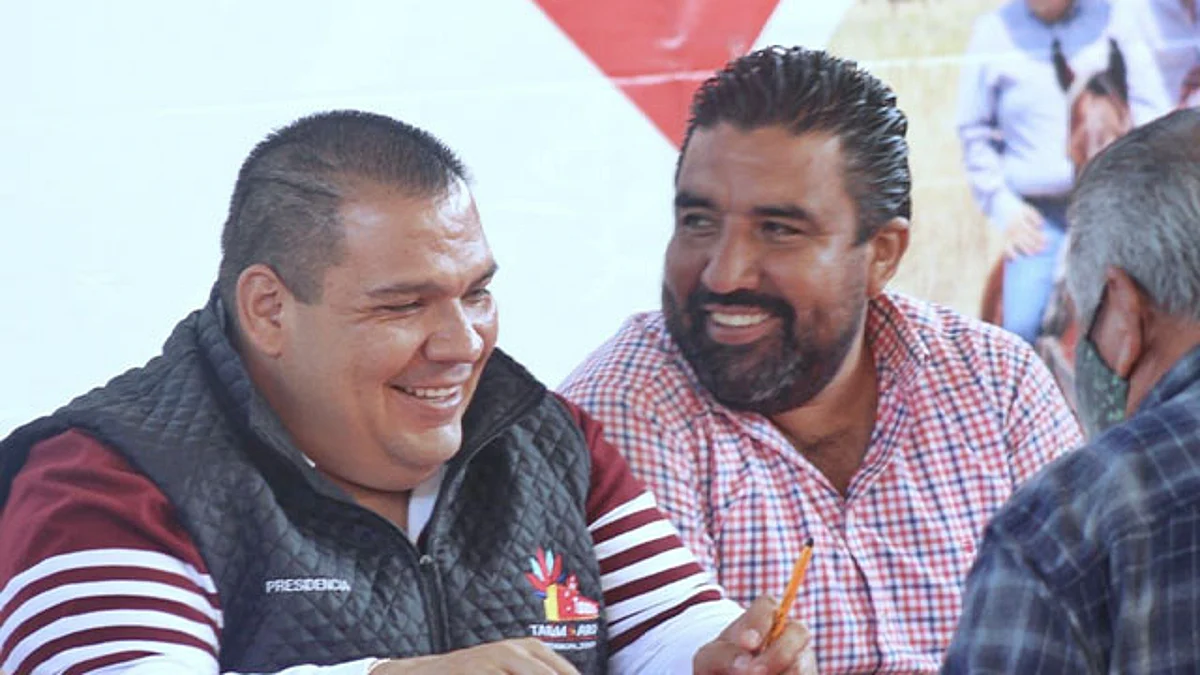 El presidente municipal, Bladimir González Gutiérrez, y funcionarios municipales, escucharon las demandas ciudadanas