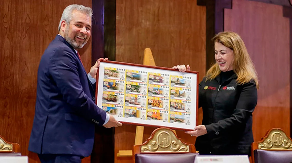 Asiste Bedolla a sorteo de la Lotería Nacional alusivo a Pueblos Mágicos de Michoacán