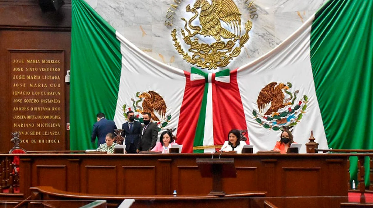 Legisladores aprueban reformas para la revisión de obligaciones contractuales
