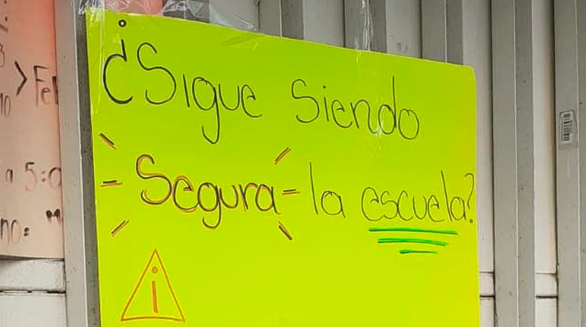 Introducen navaja a primaria de Morelia y presuntamente amenazan a una niña