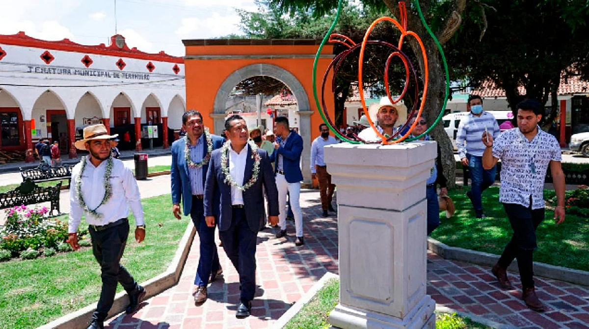 Gobierno municipalista, sello de Bedolla: Torres Piña