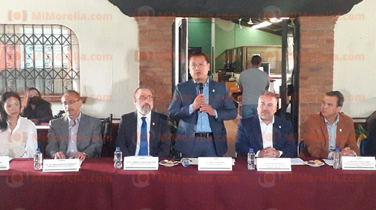 Cedemun capacita a comunidades de Michoacán que ejercen autogobierno