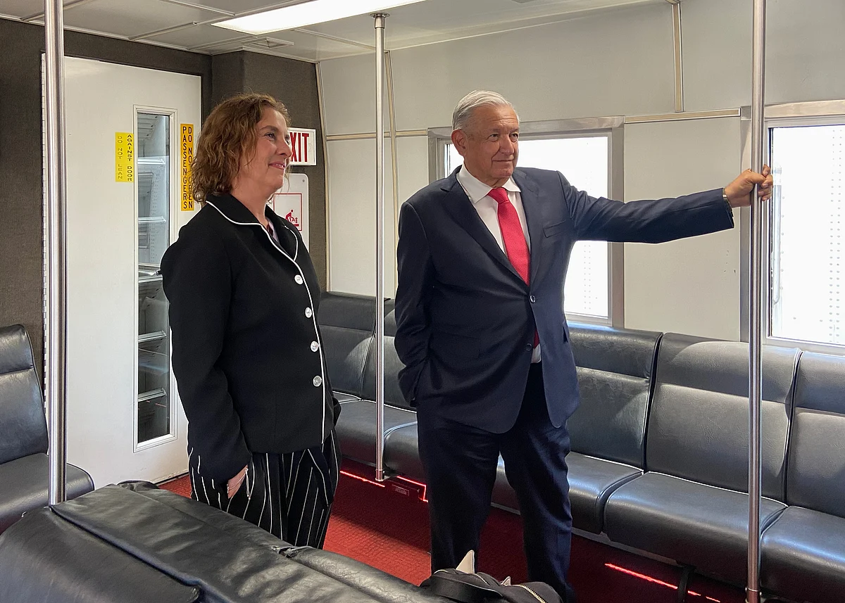 El presidente de México, Andrés Manuel López Obrador y la doctora Beatriz Gutiérrez Müller arribaron este lunes a Washington