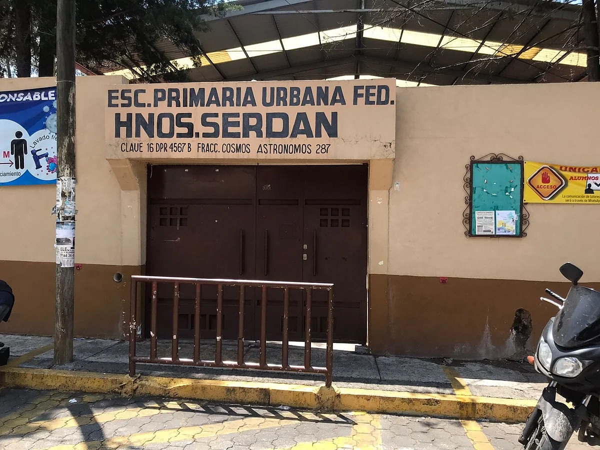 Por lo menos dos escuelas han reportado la misma situación en las últimas semanas