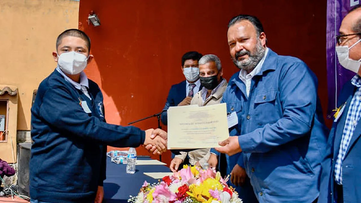 Recordó Julio Arreola que el Ayuntamiento de Pátzcuaro está comprometido con la educación