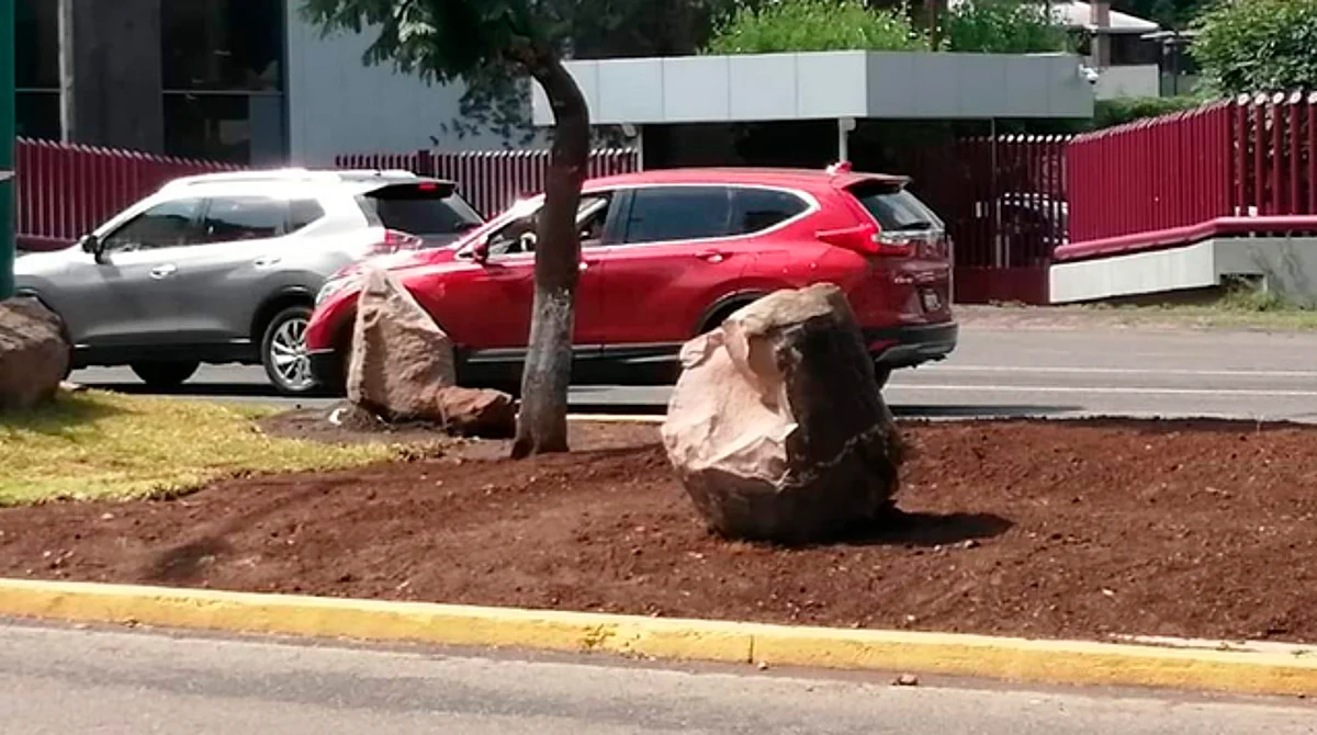 En redes sociales morelianos externaron su reacción por esta decoración
