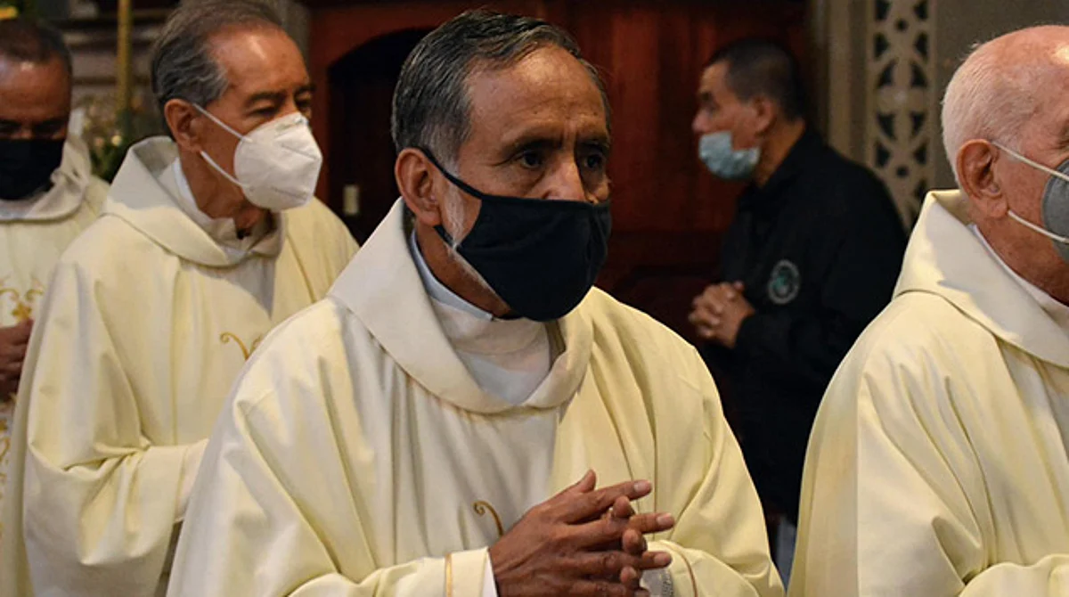 Un perro atropellado, presunto móvil de golpiza a sacerdote Mateo Calvillo: gobernador