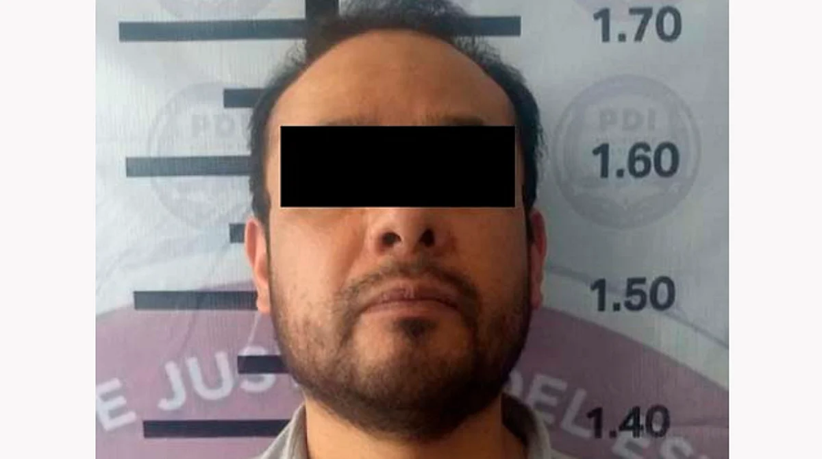 La fiscalía informó que el detenido responde al nombre de Carlos Alberto "N"