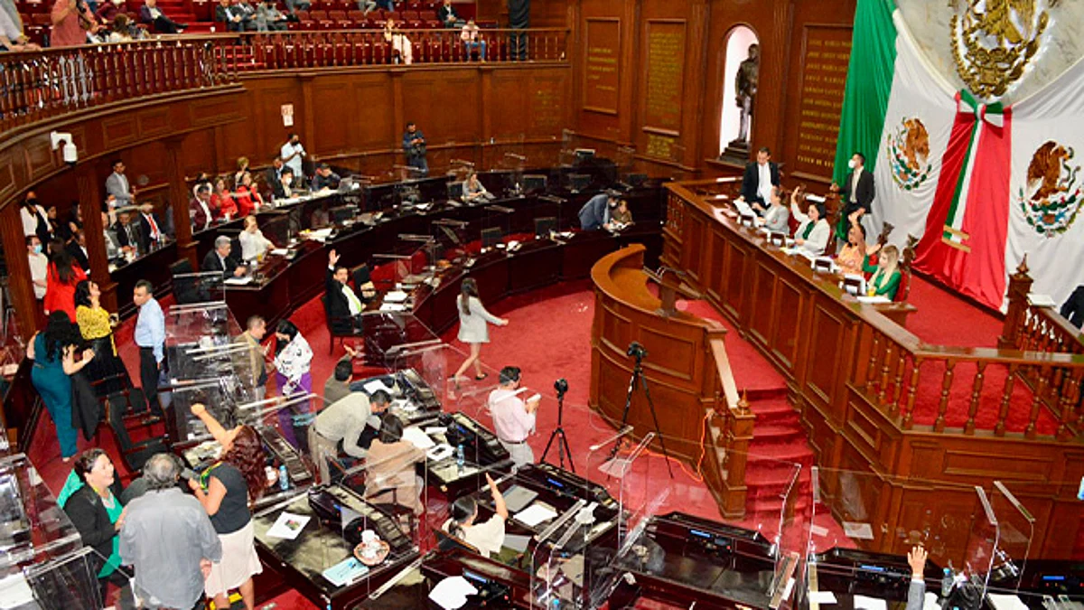 Envían al Congreso de Michoacán propuesta para refinanciar deuda de casi 20 mmdp