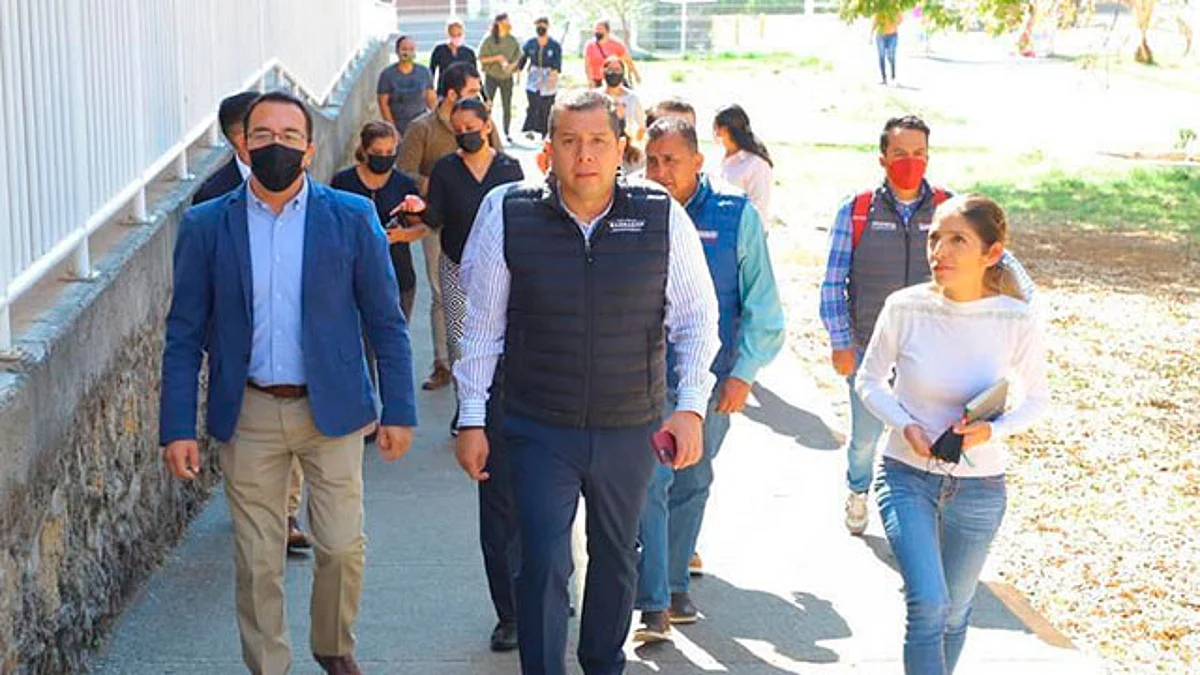 La llegada del IMSS a Villas del Pedregal no será para construir una clínica cualquiera, estamos hablando de un hospital igual o superior al de Charo, destacó