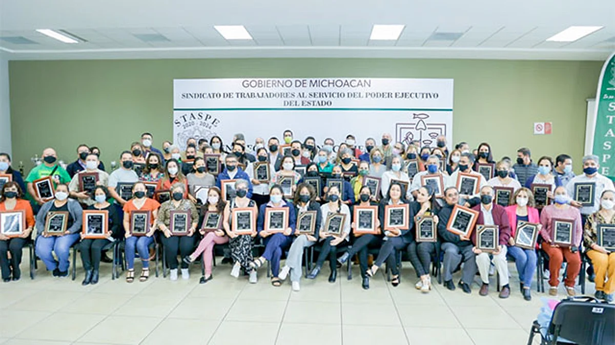 A este evento asistió también el secretario de Finanzas y Administración, así como el delegado administrativo de Casa Michoacán, entre otros