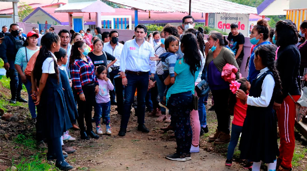 Inicia Gobierno de Toño Ixtláhuac infraestructura educativa en comunidades de San Felipe