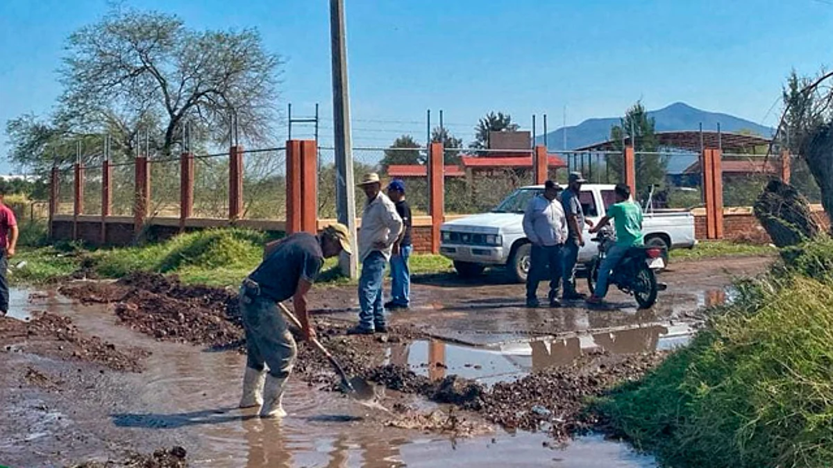 Afectaciones a viviendas, escuelas y cultivos dejó ruptura de presa en Villamar