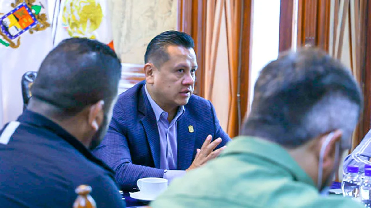 Las autoridades estatales acordaron respaldar las gestiones que realicen los profesores ante las autoridades federales