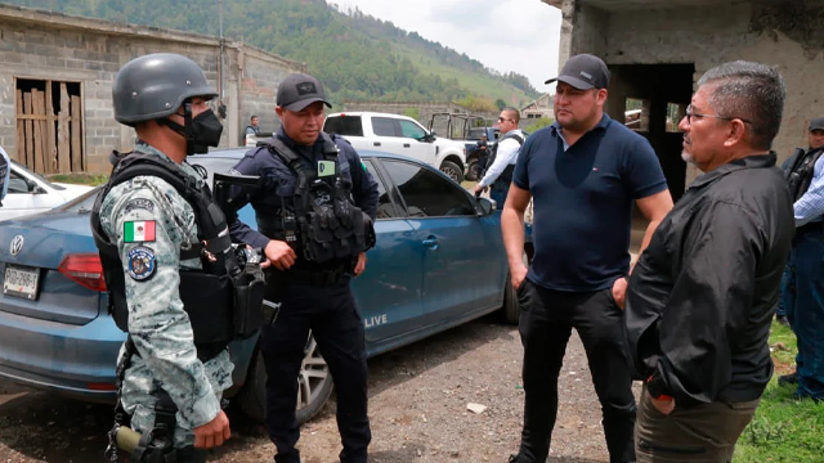 Secretario de Seguridad encabeza reunión de seguridad con alcalde de Nahuatzen