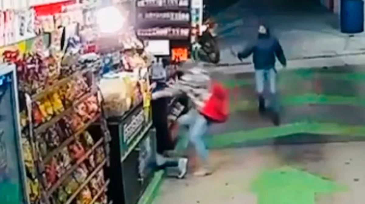 A punta de pistola unos sujetos cometen el delito