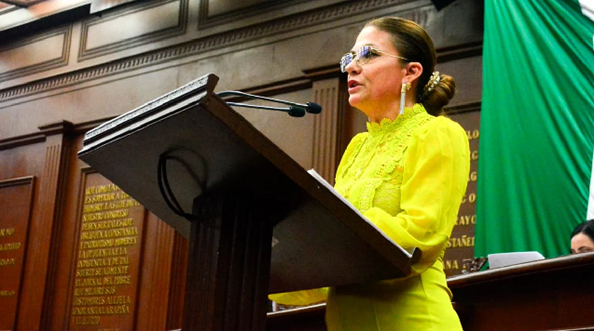 Niñez michoacana en el olvido: Luz María García