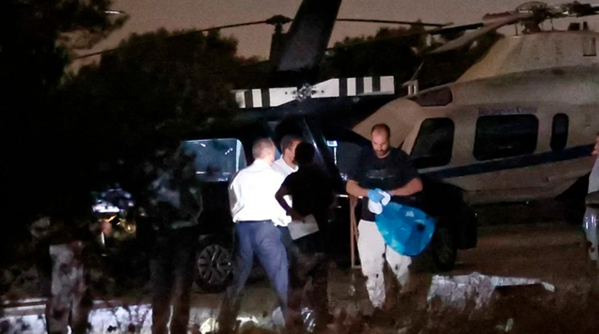 El chico era estudiante de la universidad de Oxford y acababa de aterrizar con algunos de sus amigos, mientras que su familia viajaba en otra aeronave