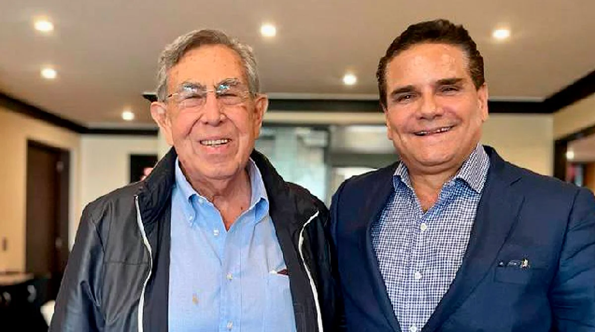 Silvano aparece junto a Cárdenas, dice que está recorriendo México