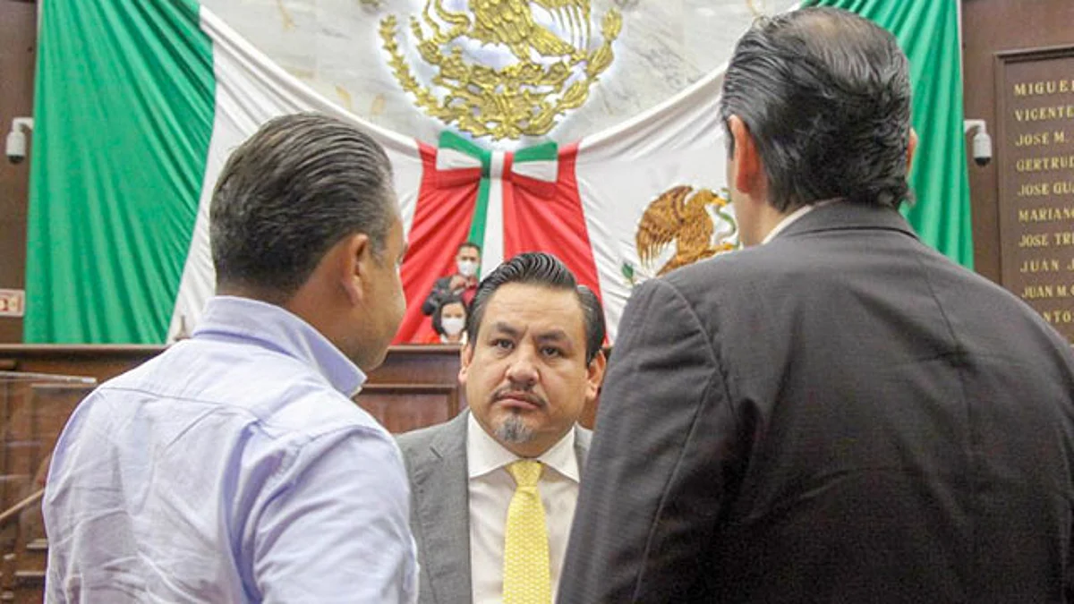 Víctor Manríquez propone mayor protección y ampliar derechos a migrantes