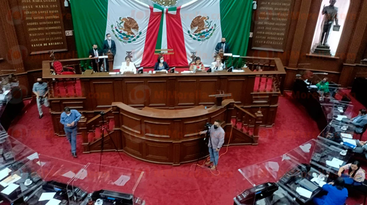 Este debate tuvo una duración de cerca de 30 minutos, tras la participación de cerca de una decena de diputados