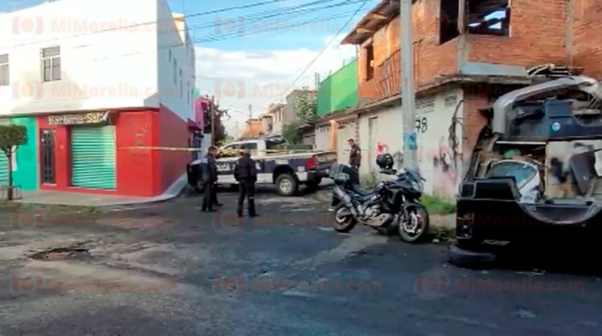 Asesinan a tiros a hombre en la vía pública en Morelia