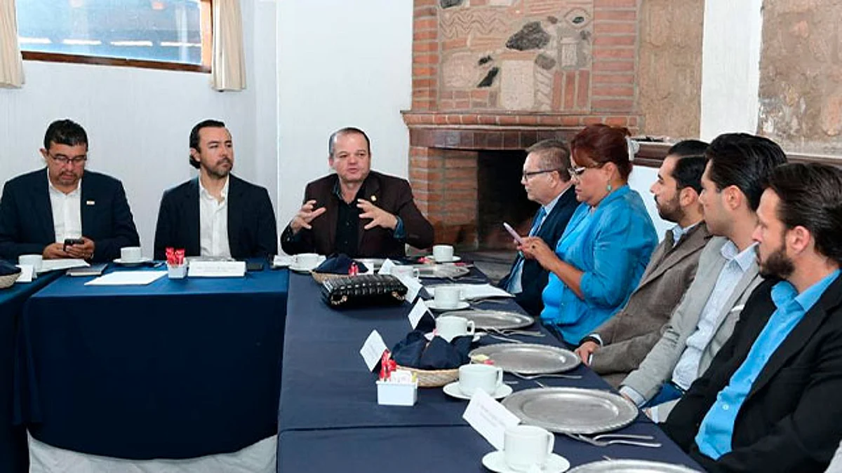 En este encuentro también participó el presidente del CCEEM Raymundo López