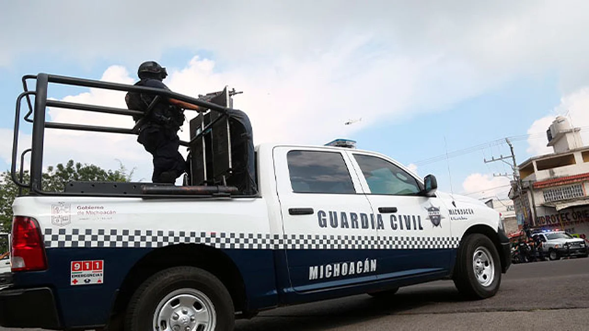 En los últimos tres días, han sido aseguradas 18 personas, un arma de fuego, drogas, vehículos y dinero en efectivo