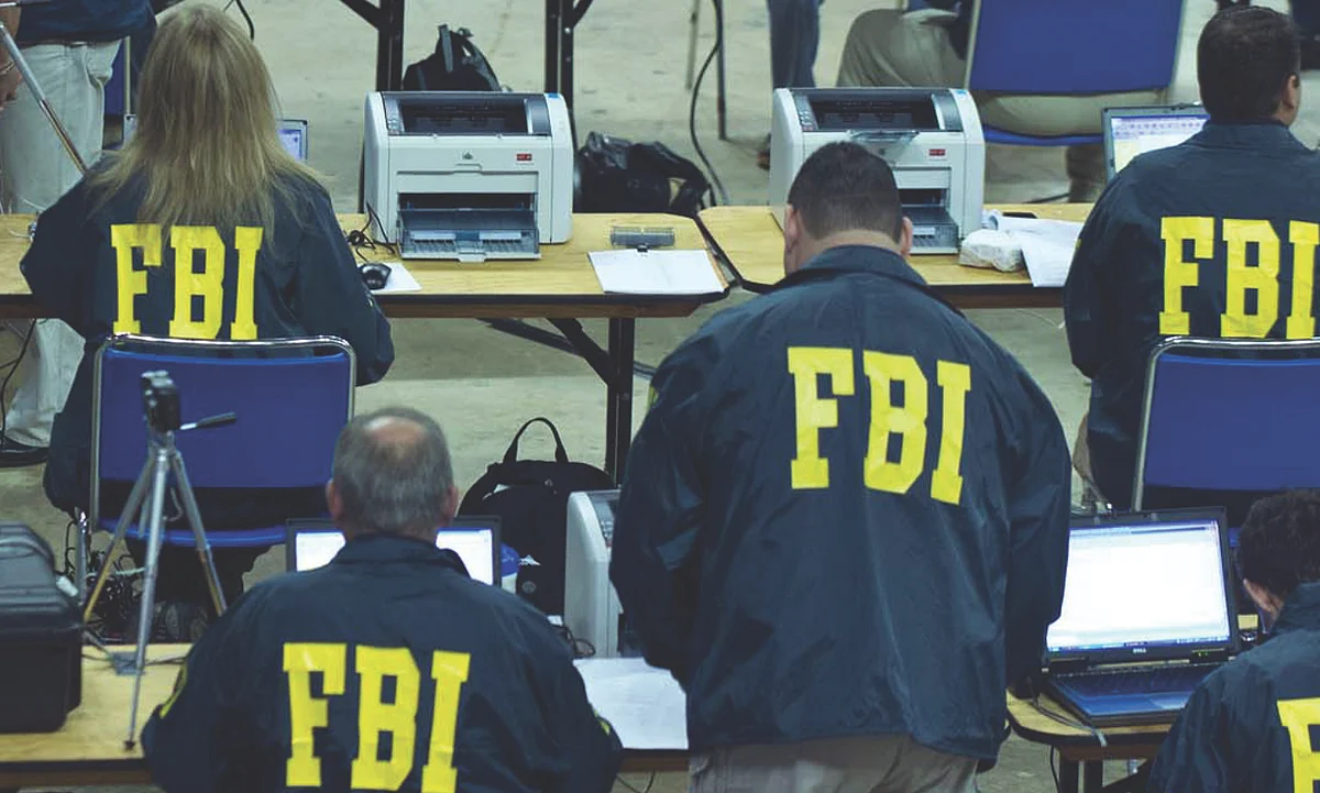 Hombre armado intenta entrar a sede del FBI en Cincinnati
