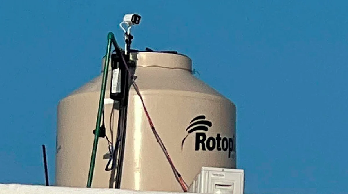 Ante sequía, instalan cámara de seguridad en tinaco para evitar robo en Nuevo León