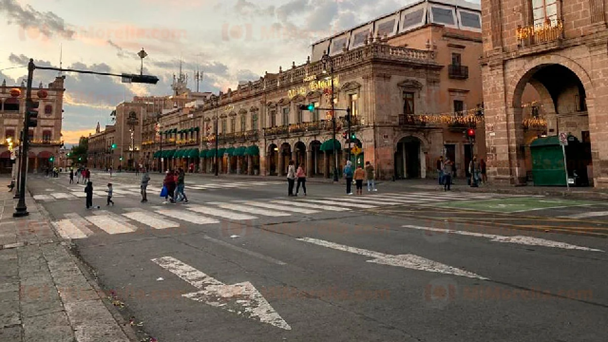Soplará viento de ligero a moderado variable, con algunas rachas fuertes durante los eventos de tormentas