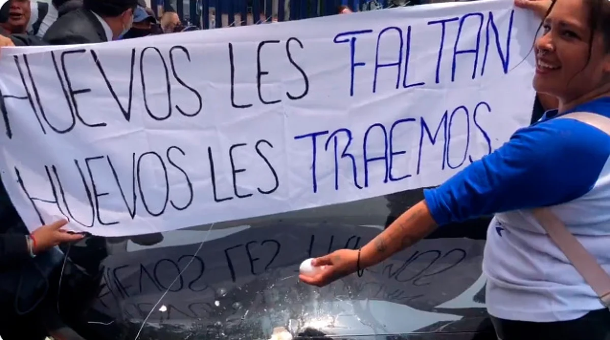 "Huevos les faltan"; aficionados se van contra el Cruz Azul tras goleada