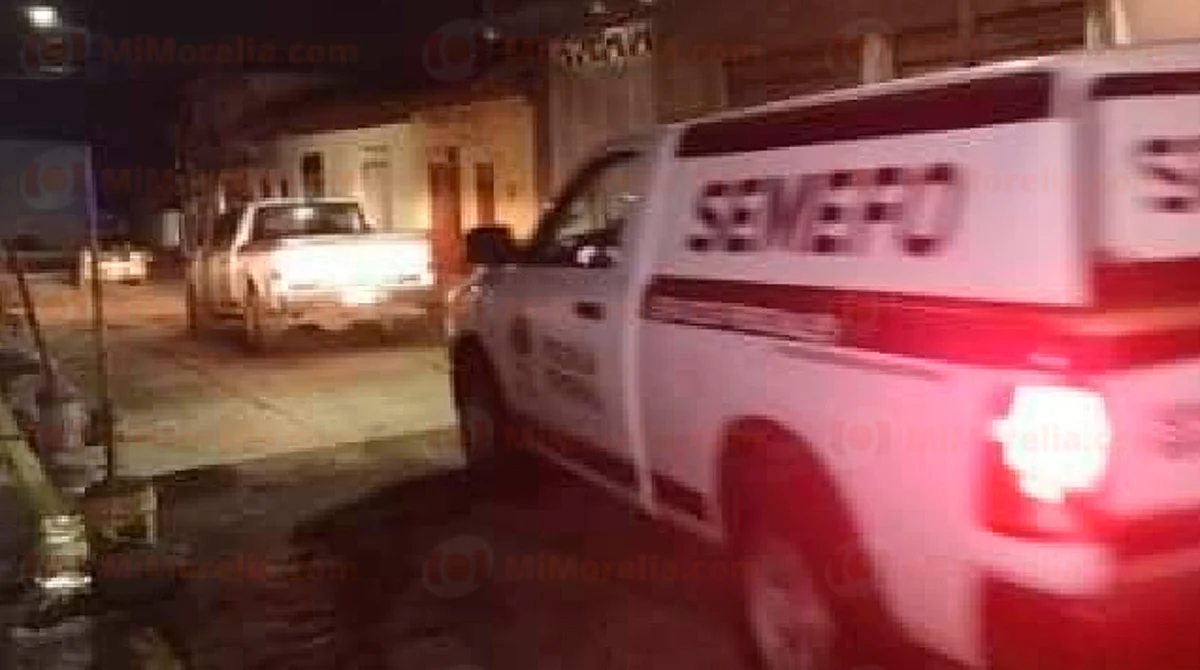 Hombre es alcanzado por un rayo en Michoacán y pierde la vida