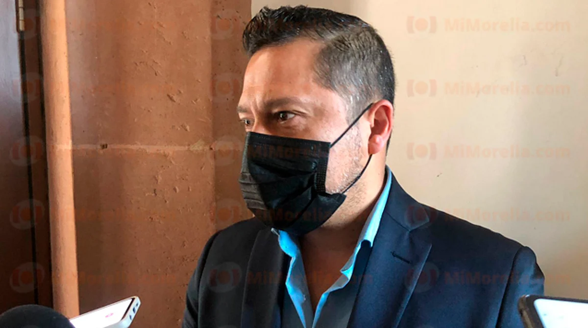 El edil comentó que únicamente cuentan con una patrulla y 14 elementos de policía municipal