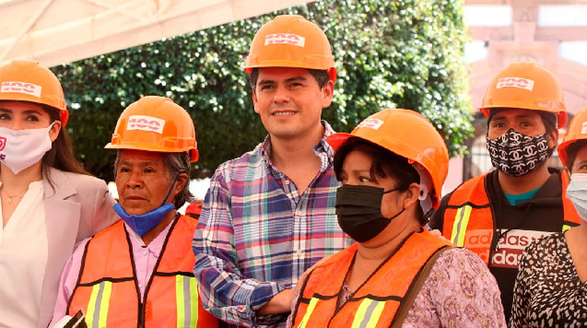 Entrega Toño Ixtláhuac equipamiento y tarjetas de cobro a primera Brigada Heroica