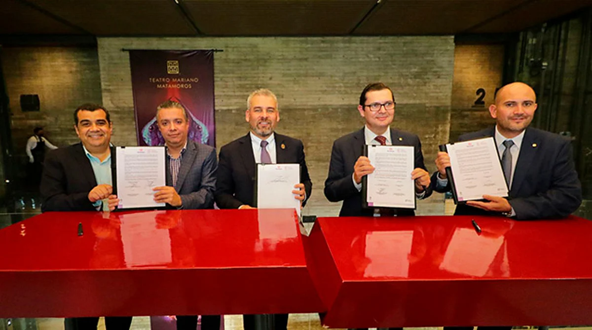 Signa Bedolla convenios para fortalecer economía y turismo en Michoacán