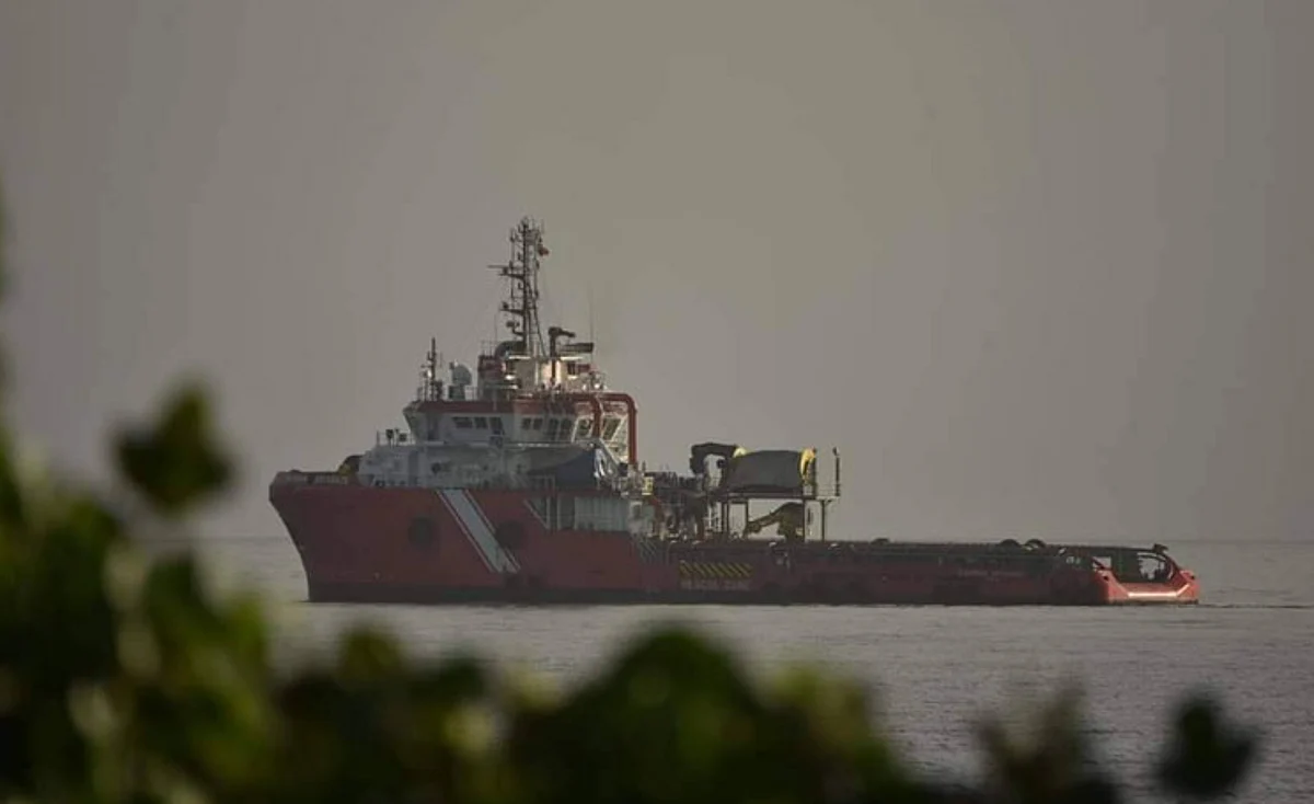 Buque mexicano llega a Cuba para ayudar a extinguir incendio industrial