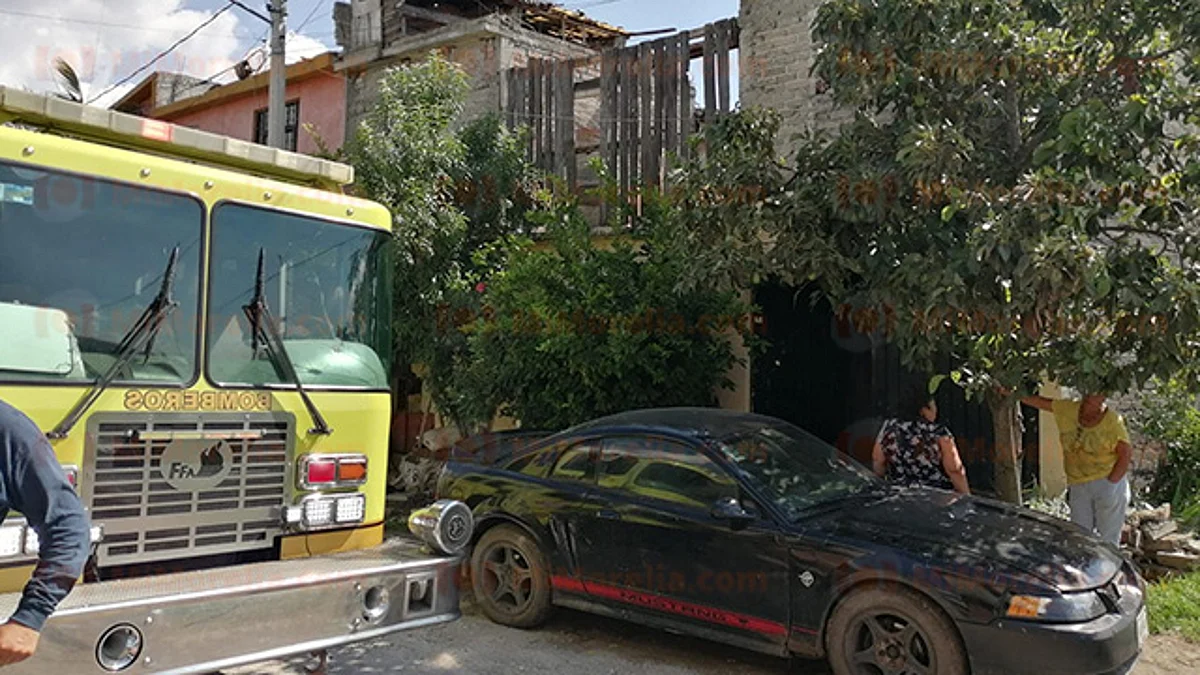 Se registra incendio en residencial de la colonia Torreón Nuevo, en Morelia