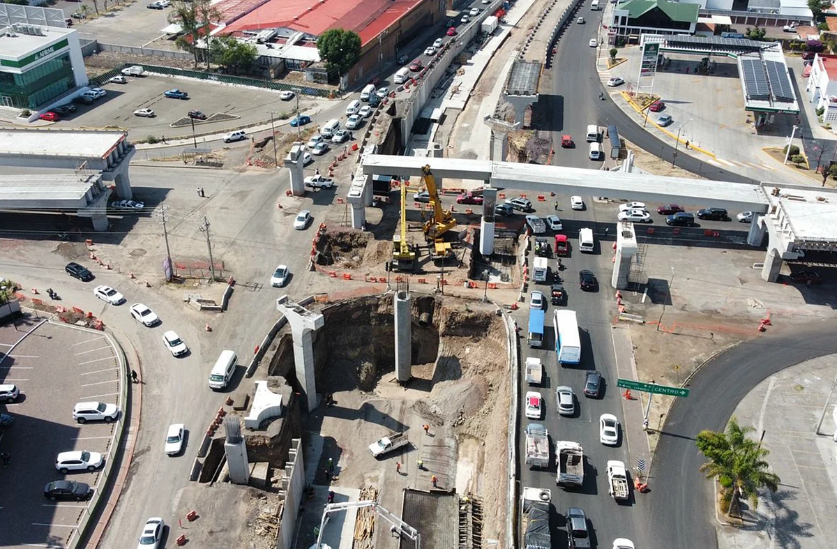 Esta semana se abriría puente elevado en salida a Mil Cumbres, adelanta SCOP