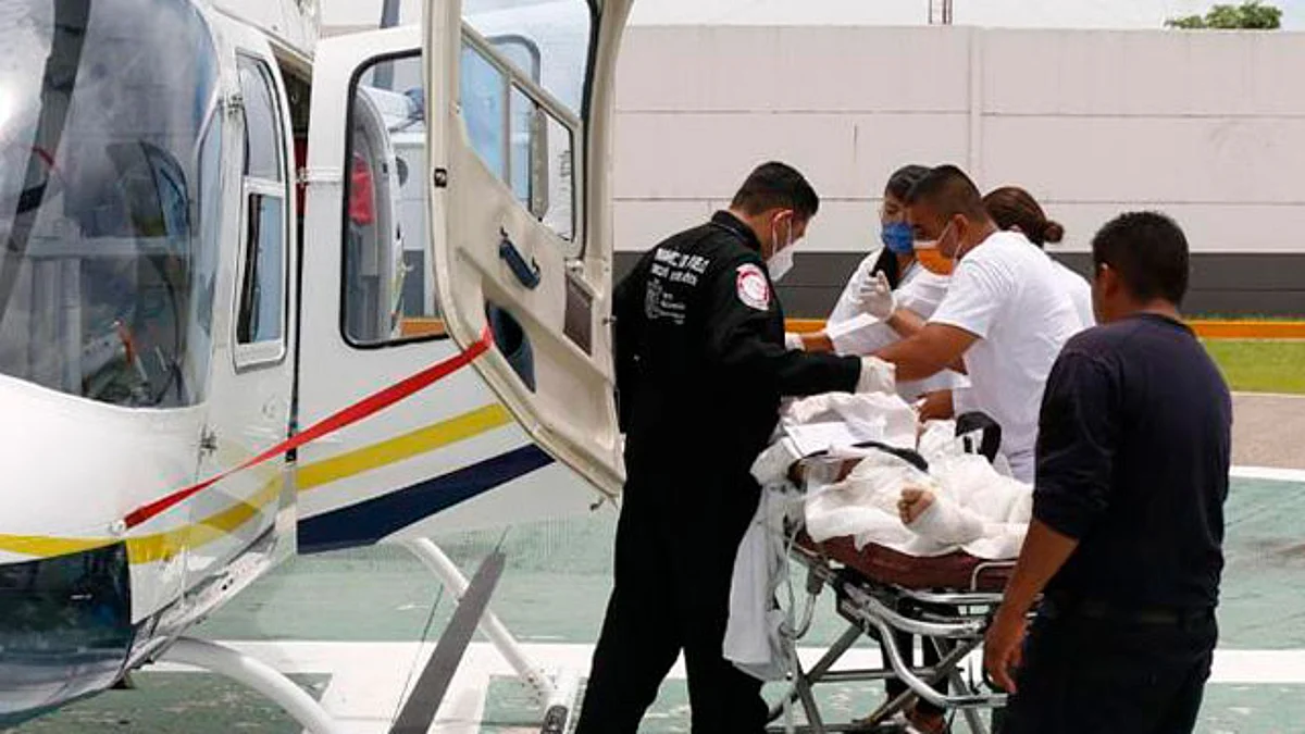 Fue recibido por personal médico del ISSSTE para su atención especializada