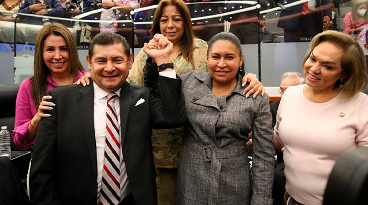 Elige Morena a Alejandro Armenta para contender por presidencia del Senado