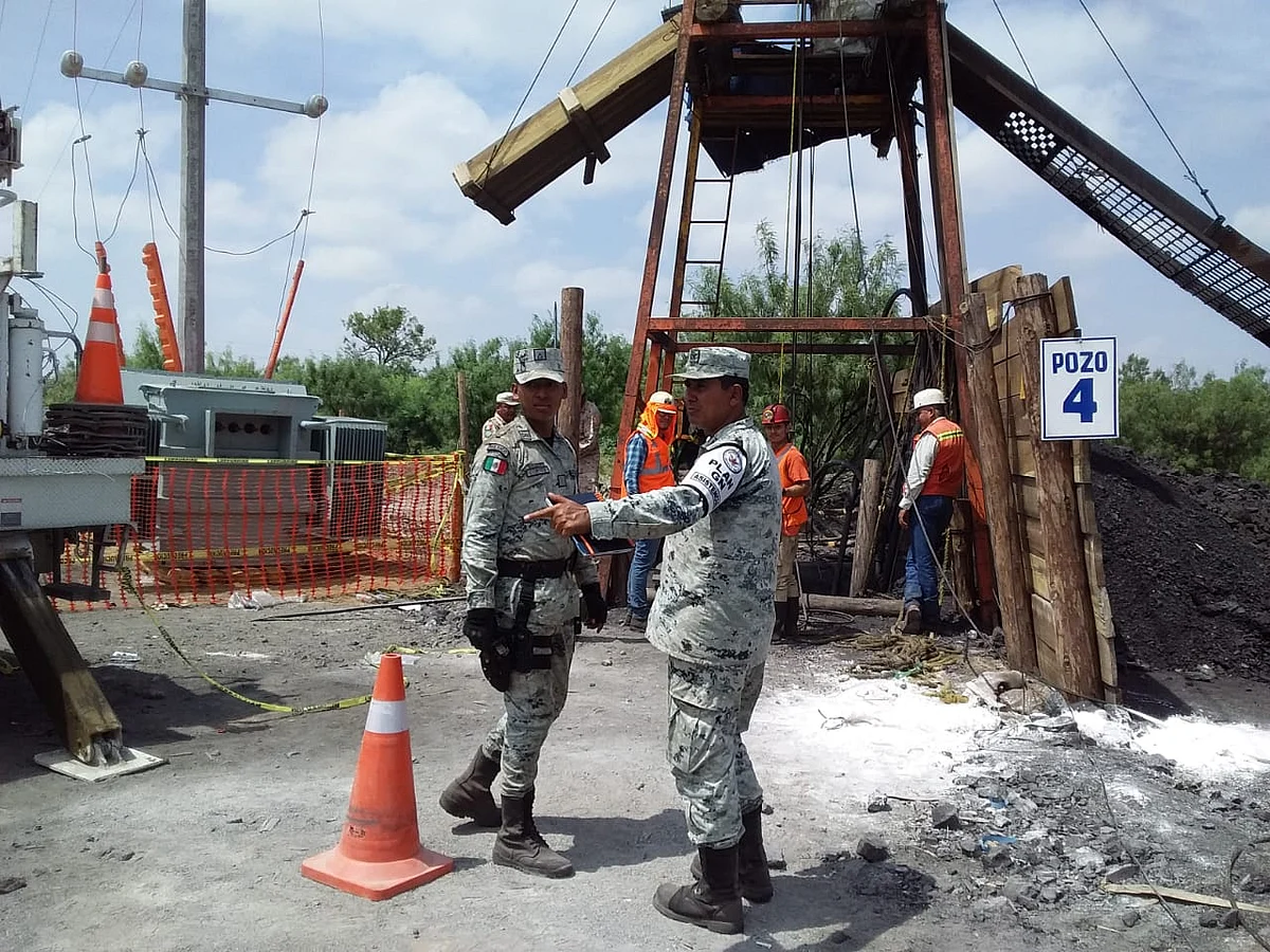 "Hoy se sabrá si entran los buzos": AMLO sobre rescate en mina de Coahuila