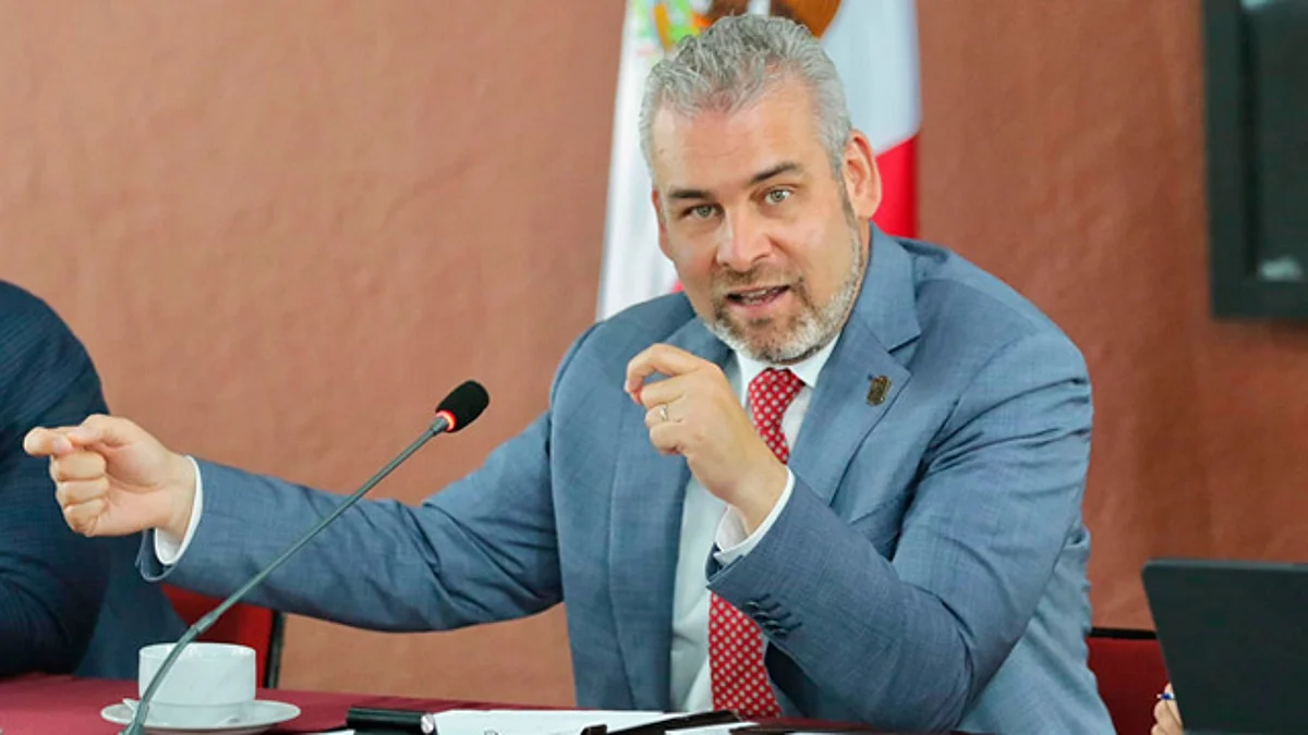 Quien pretende que se arme a los ciudadanos, alienta a la delincuencia: Ramírez Bedolla