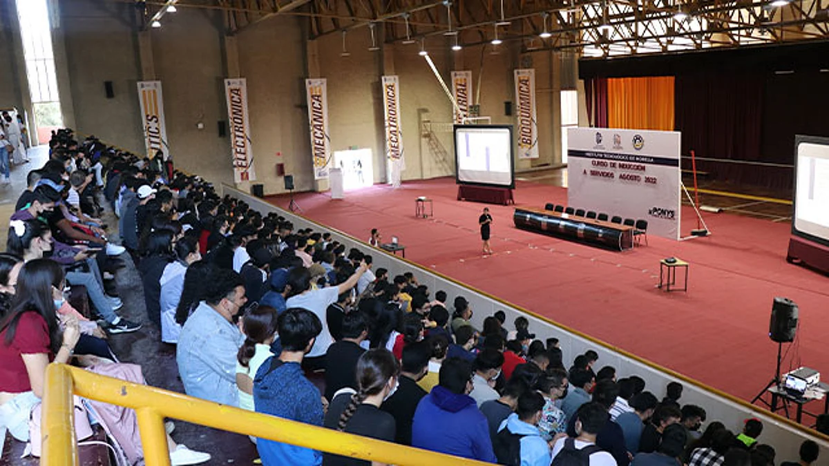 Los nuevos estudiantes conocieron sobre el Sistema de Gestión Integrado del TecNM Campus Morelia