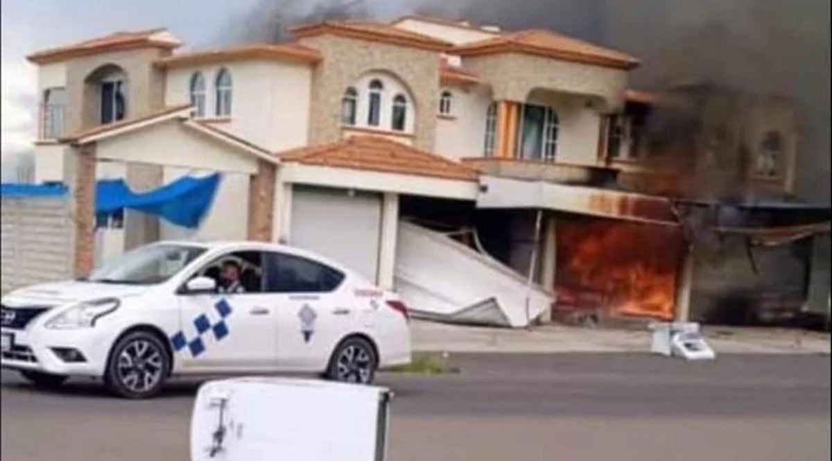 Pobladores le prenden fuego a la casa de su alcaldesa; le exigen seguridad