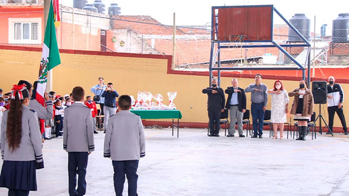 El funcionario detalló los avances que en materia de gobierno digital se tienen en la entidad para el sector educativo