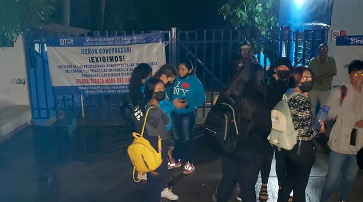 Padres de alumnos del Cobaem truenan contra sindicato por paro indefinido